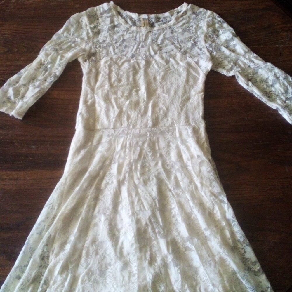 Lace dress